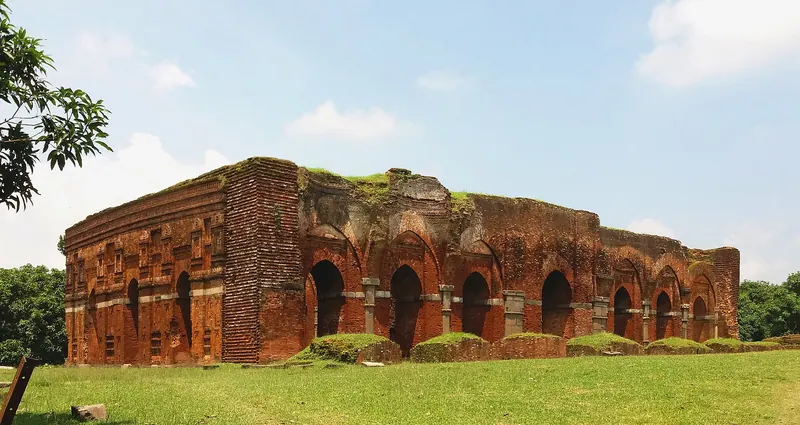 দারাসবাড়ি মসজিদ ও মাদ্রাসা