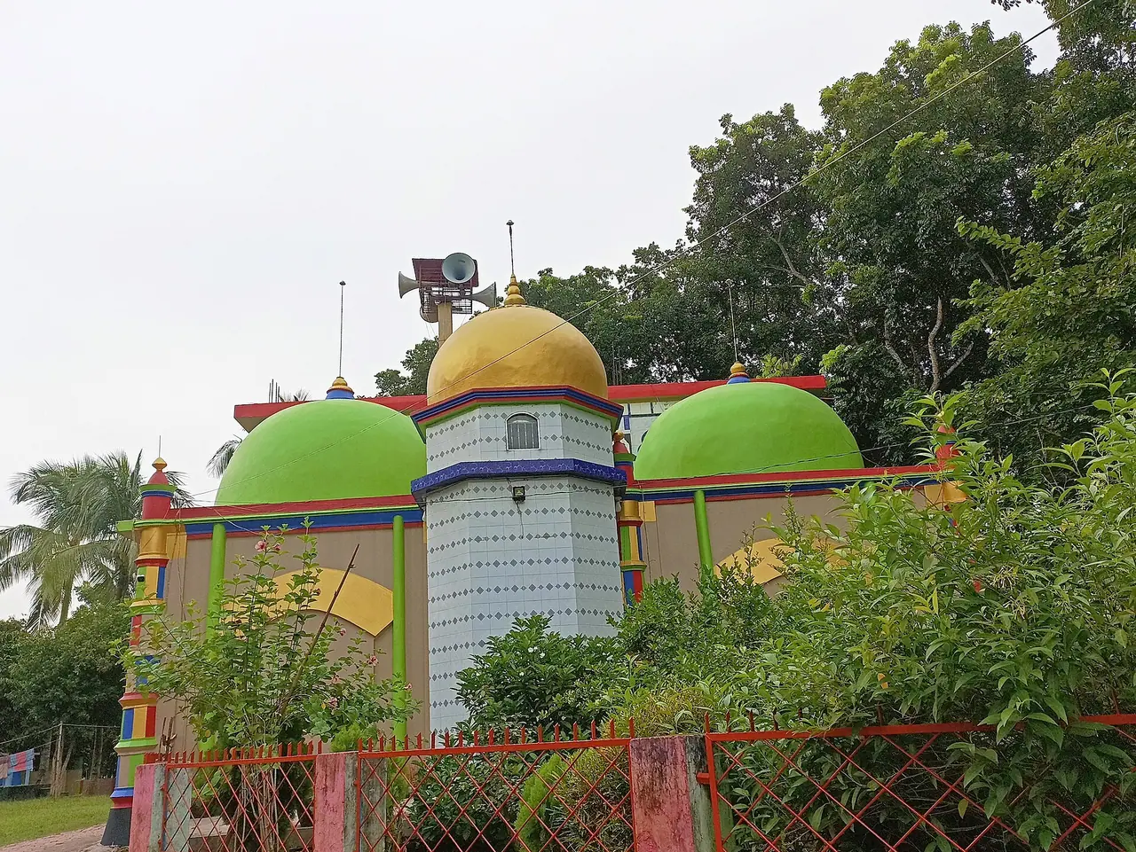 ঠাকুরপুর জামে মসজিদ (জিনের মসজিদ)