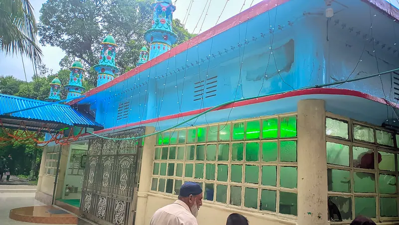 বায়েজিদ বোস্তামীর মাজার