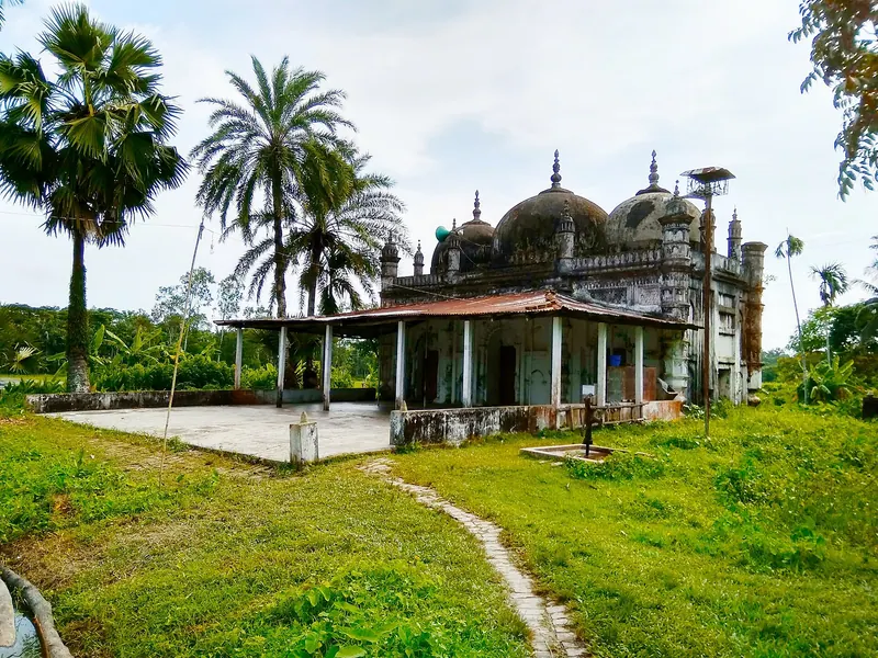রমজান মিয়া জামে মসজিদ