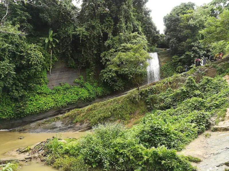 রিছাং ঝর্ণা