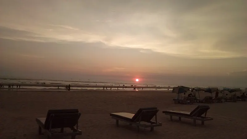 কক্সবাজার সমুদ্র সৈকত