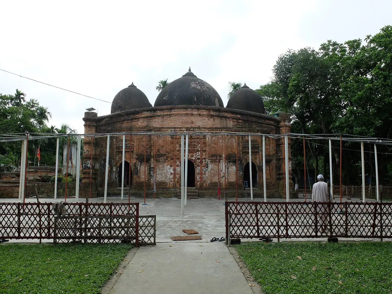 কুতুব শাহ মসজিদ, অষ্টগ্রাম