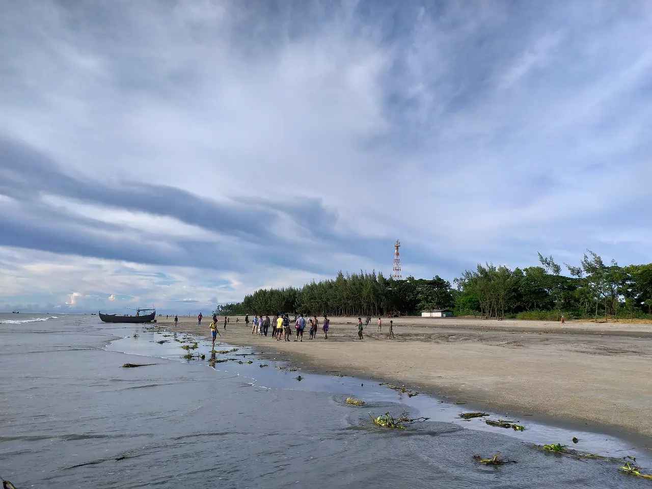 কুতুবদিয়া দ্বীপ ও বাতিঘর