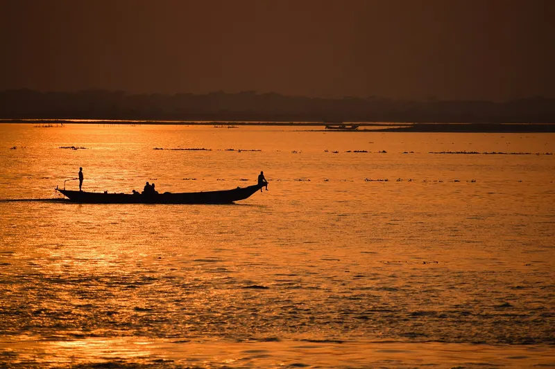 মোলহেড ও তিন নদীর মোহনা