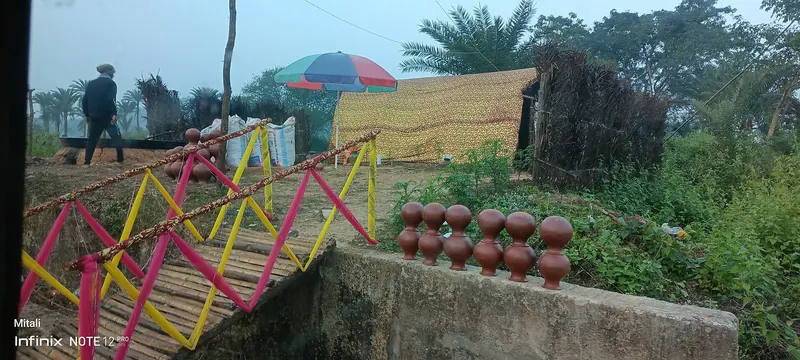 লালপুরের খেজুর গুড়
