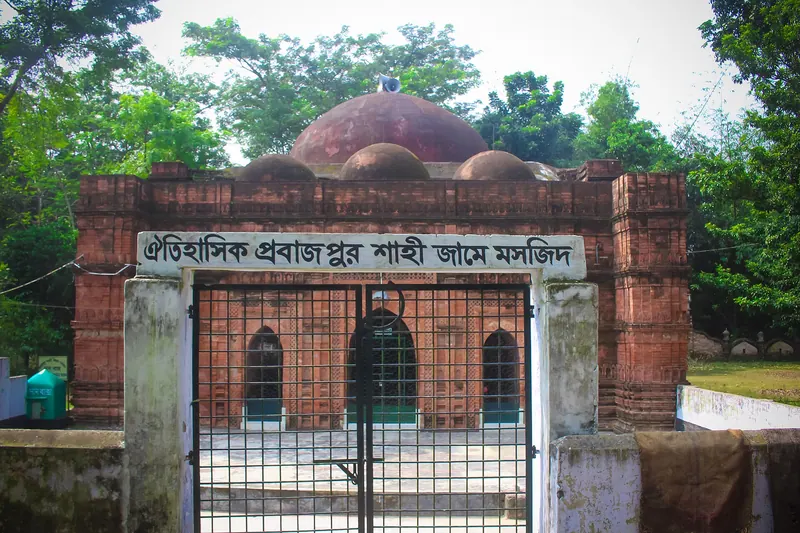 প্রবাজপুর শাহী মসজিদ