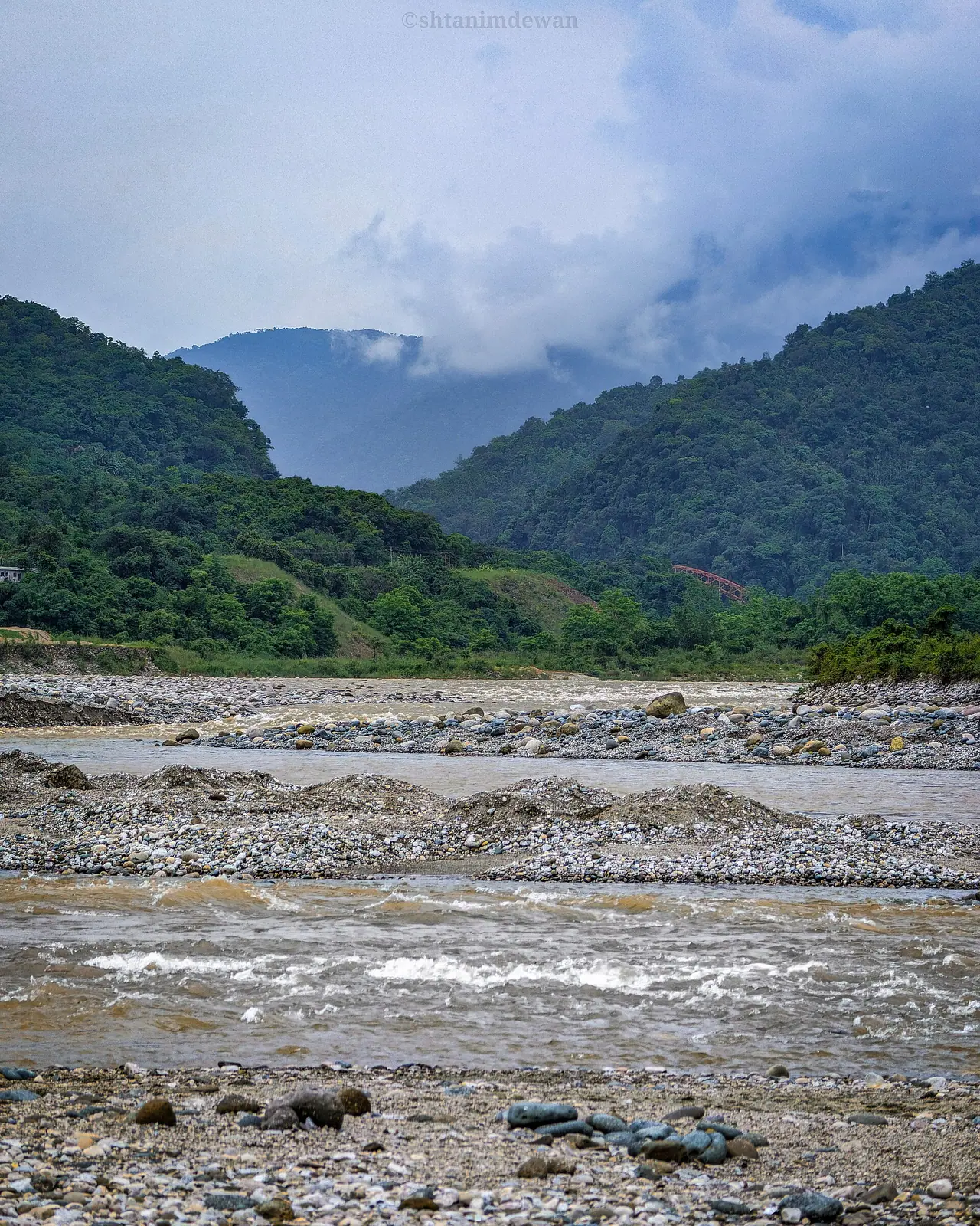 সাদা পাথর, ভোলাগঞ্জ